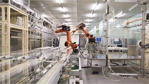 自主生产高世代玻璃基板的“中国速度” 热扩散材料的突破与变革